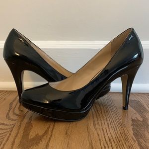 Enzo Angiolini black patent platform heels size 6.5